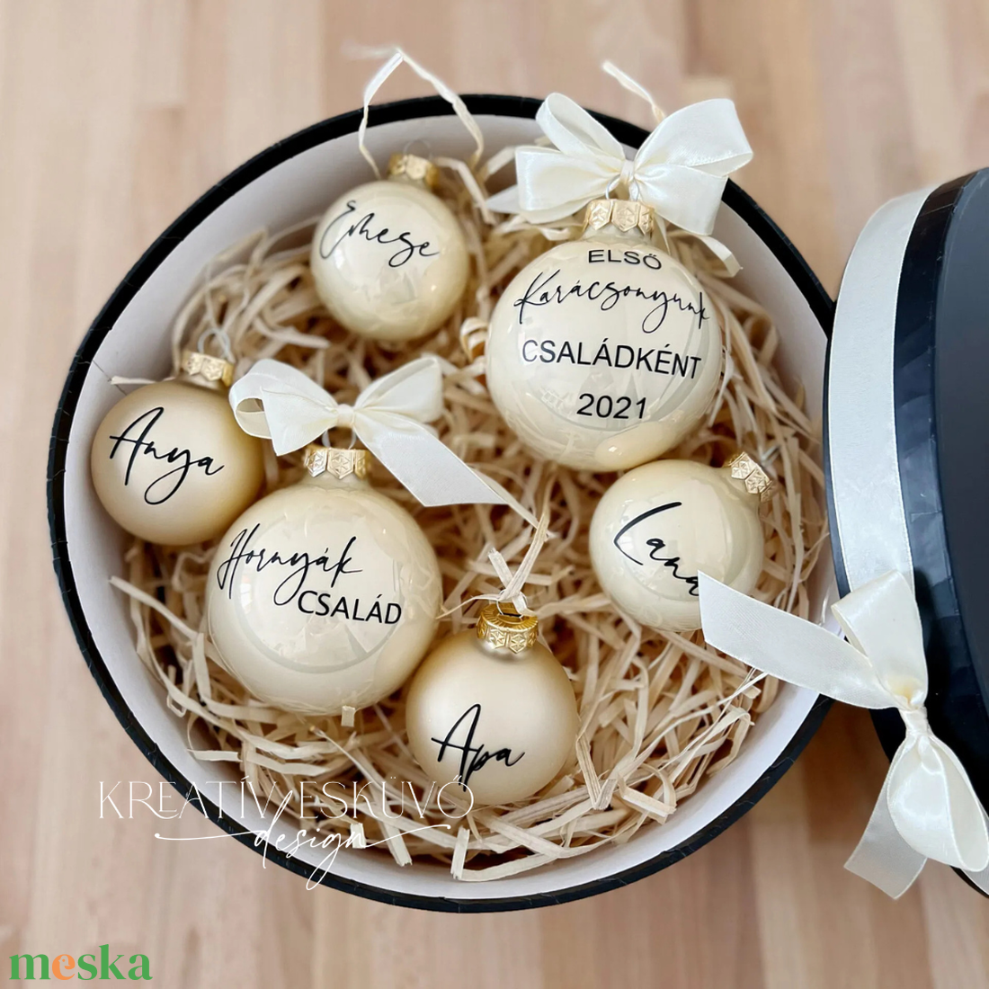 Családi szett karácsonyi üveggömb, feliratos karácsonyi üveg gömb dísz, karácsonyfa dísz - karácsony - karácsonyi lakásdekoráció - karácsonyfadíszek - Meska.hu