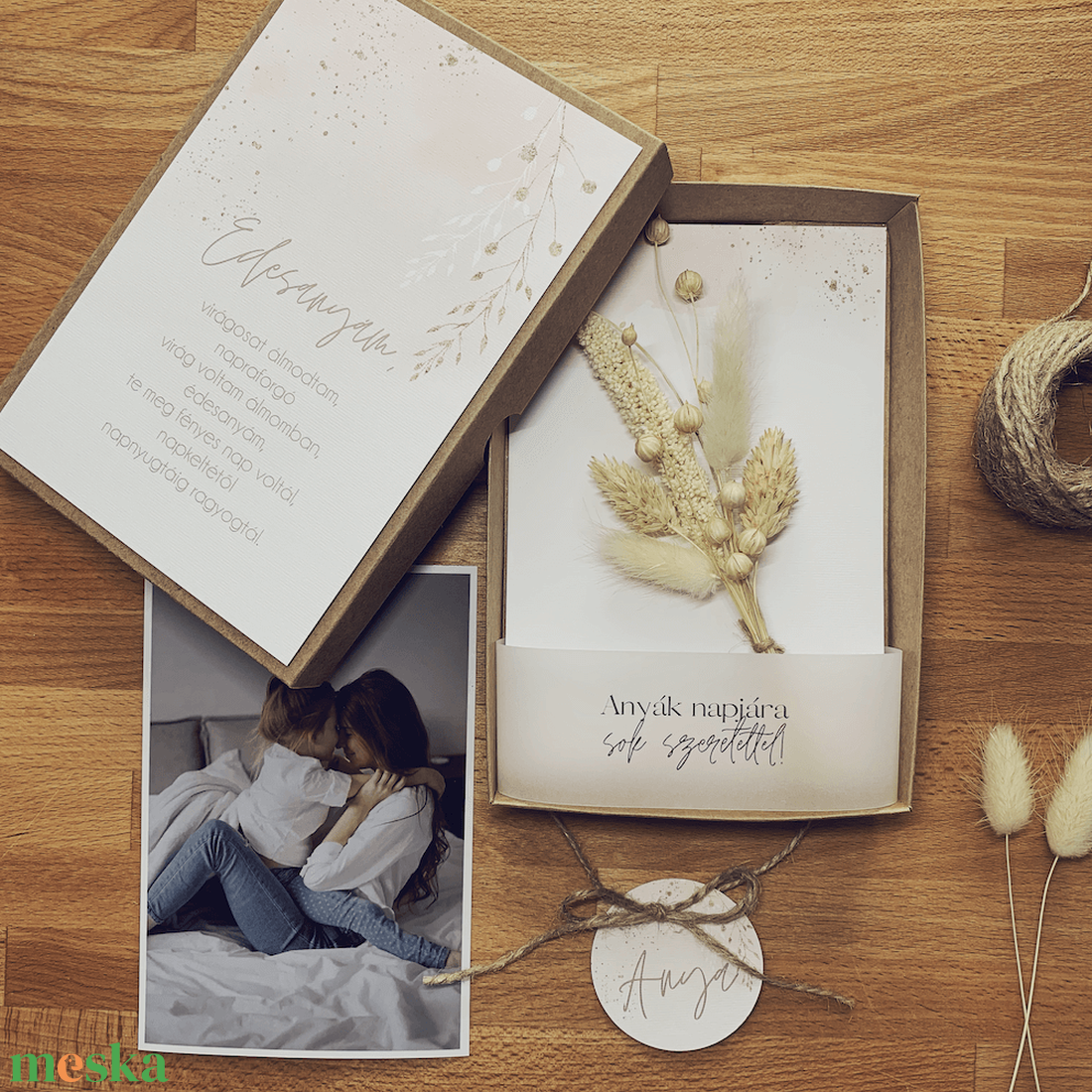 Anyák napi képeslap box fotóval - anyák napjára - anyák napi ajándék - ajándékötlet anyák napjára - kreatív ajándék - otthon & életmód - papír, írószer - ajándékozás kellékei - képeslap, üdvözlőlap - Meska.hu
