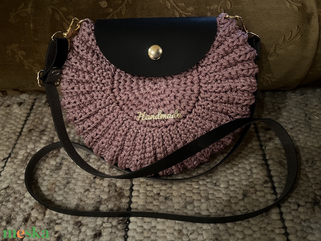 Horgolt kagyló mintás oldaltáska. - táska & tok - kézitáska & válltáska - alkalmi táska - Meska.hu