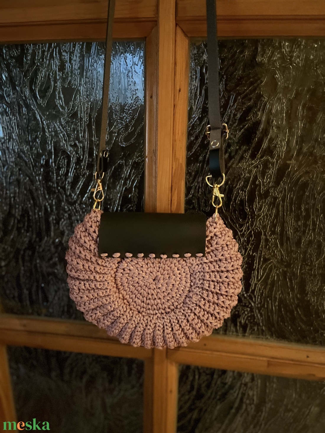 Horgolt kagyló mintás oldaltáska. - táska & tok - kézitáska & válltáska - alkalmi táska - Meska.hu