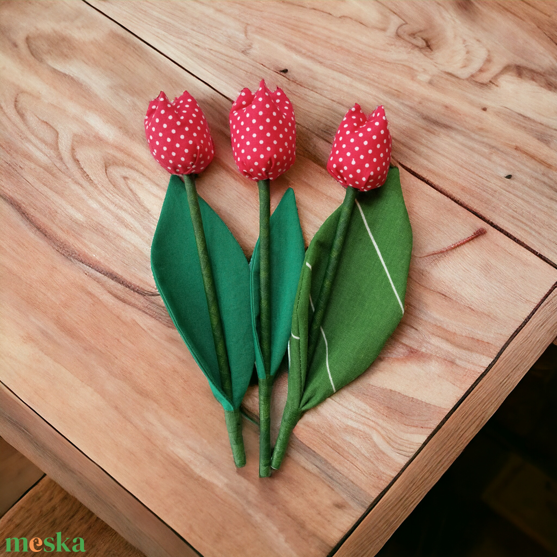 Textil tulipánok - otthon & életmód - dekoráció - virágdísz és tartó - csokor & virágdísz - Meska.hu Textil tulipánok - otthon & életmód - dekoráció - virágdísz és tartó - csokor & virágdísz - Meska.hu