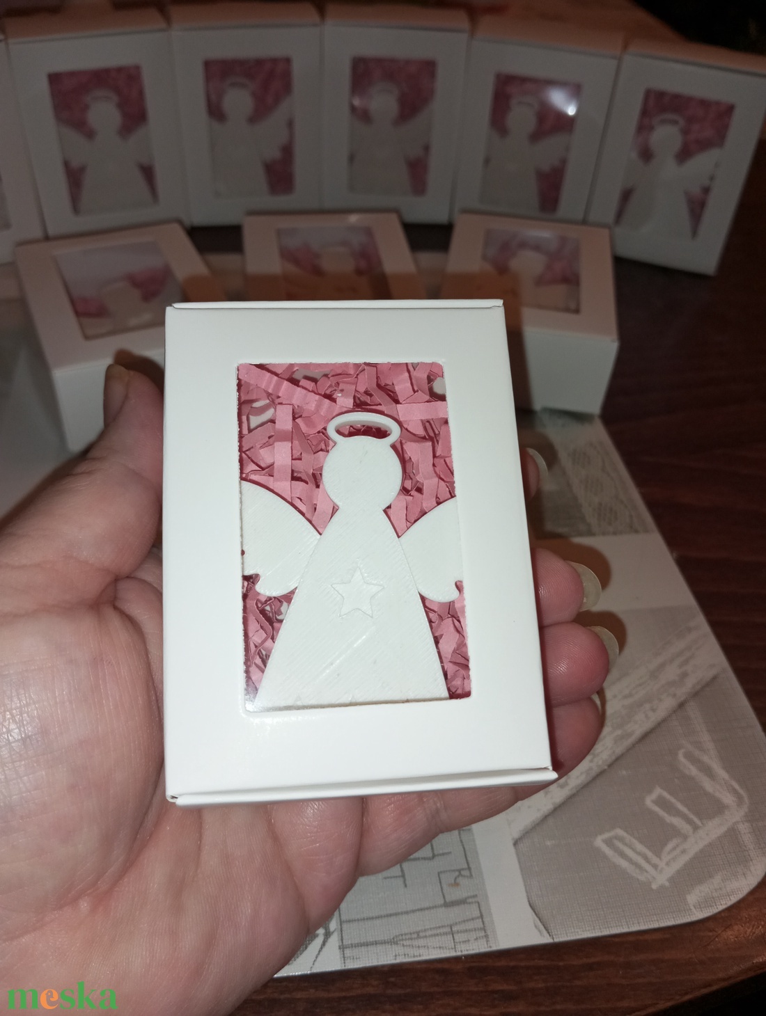 Karácsonyi angyalka díszdobozban  - karácsony - karácsonyi lakásdekoráció - karácsonyi manók, figurák - Meska.hu