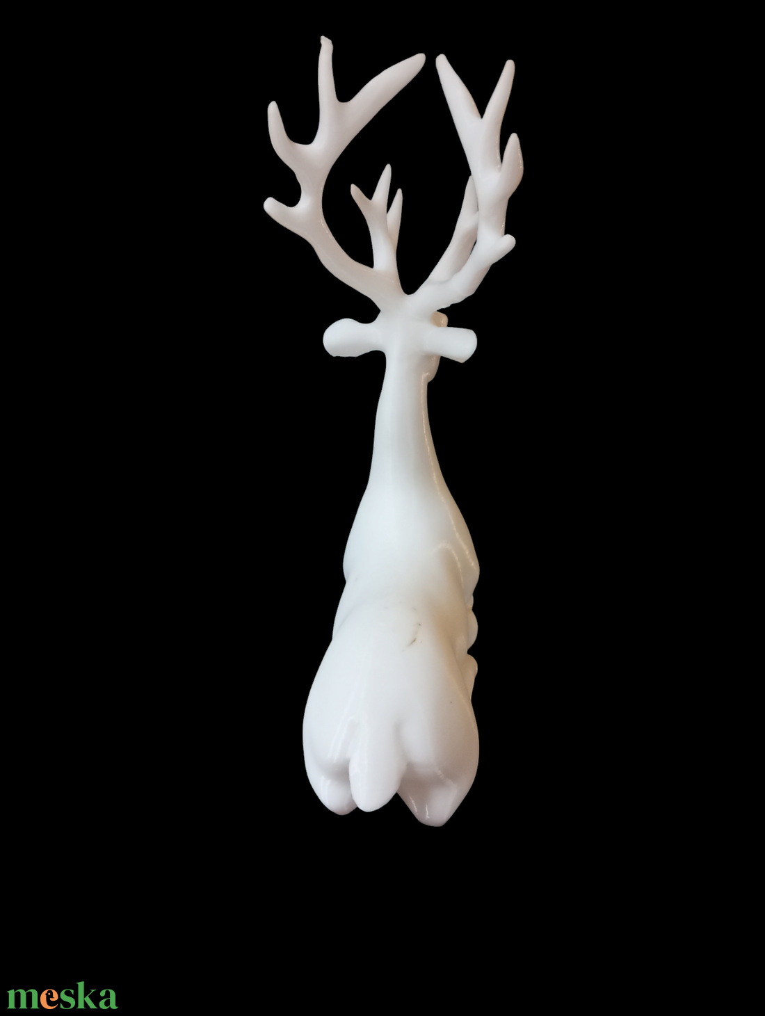 Fehér fekvő dekorációs szarvas - karácsony - karácsonyi lakásdekoráció - karácsonyi lakásdíszek - Meska.hu
