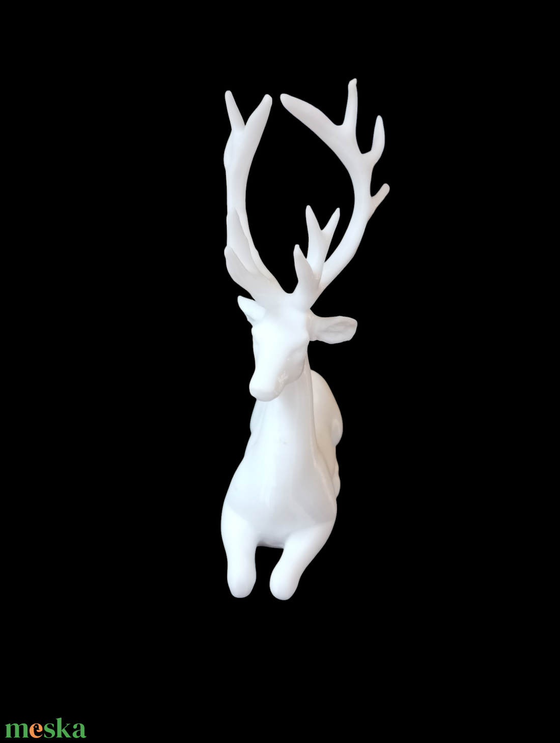 Fehér fekvő dekorációs szarvas - karácsony - karácsonyi lakásdekoráció - karácsonyi lakásdíszek - Meska.hu