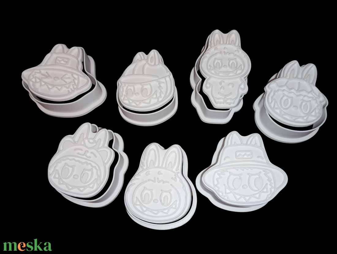 Labubu sütikiszúró és pecsét szett  - otthon & életmód - konyhafelszerelés, tálalás - sütés, főzés - sütikiszúró - Meska.hu