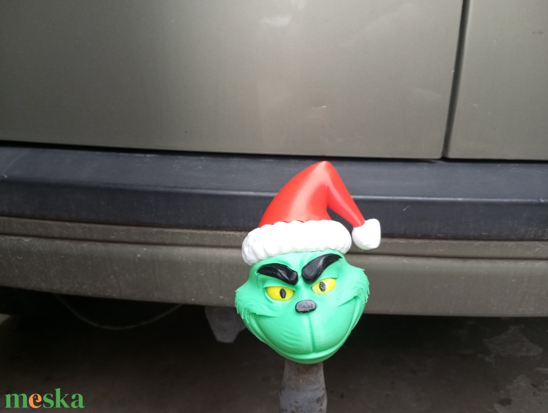 Grincs Grinch vonóhorog sapka  - otthon & életmód - autó - visszapillantó dísz - Meska.hu