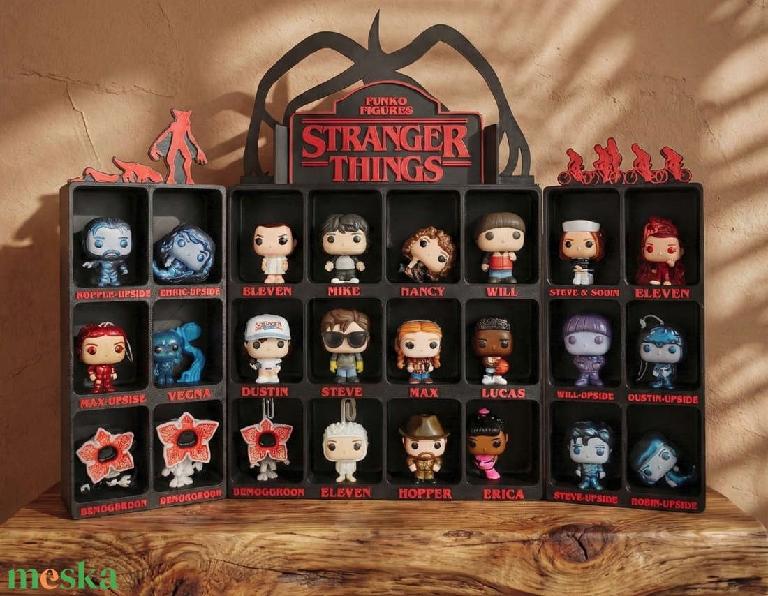 Stranger Things figura tartó � Kinder Joy meglepetésfigurákhoz - otthon & életmód - tárolás & rendszerezés - íróasztali tároló - Meska.hu