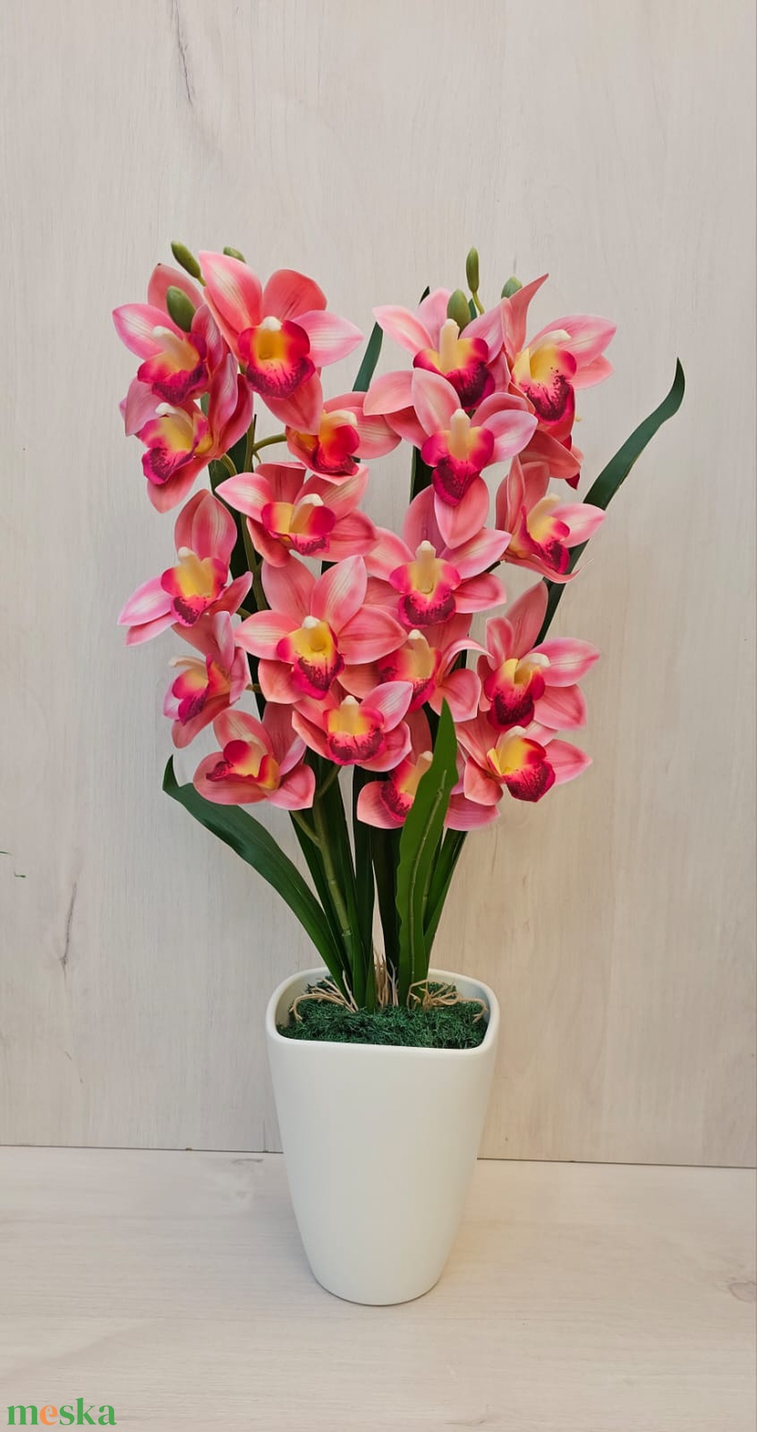Cymbidium orchidea kaspóban - otthon & életmód - dekoráció - asztal és polc dekoráció - asztaldísz - Meska.hu Cymbidium orchidea kaspóban - otthon & életmód - dekoráció - asztal és polc dekoráció - asztaldísz - Meska.hu