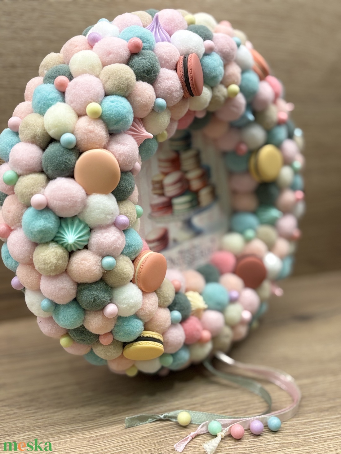 Macaronos puha ajtódísz - otthon & életmód - dekoráció - ajtó- és ablak dekoráció - ajtódísz & kopogtató - Meska.hu
