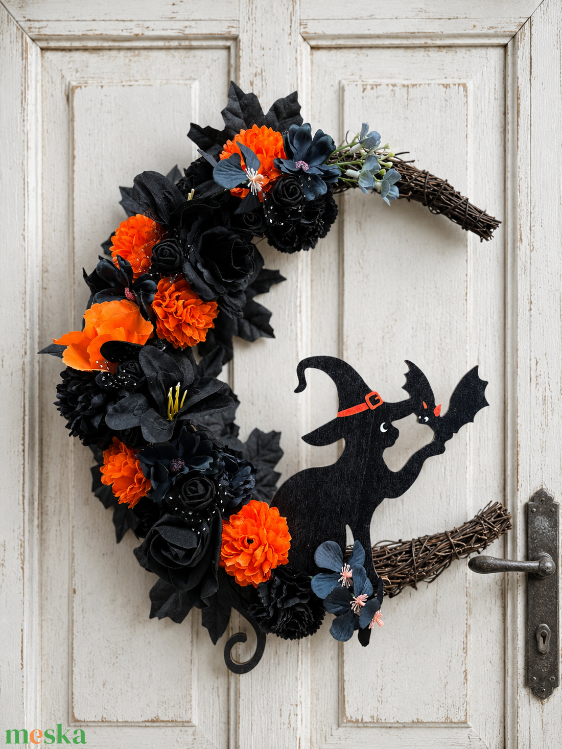 Cicás halloweenes koszorú - otthon & életmód - dekoráció - halloween - halloweeni ajtódíszek és ablakdíszek - Meska.hu