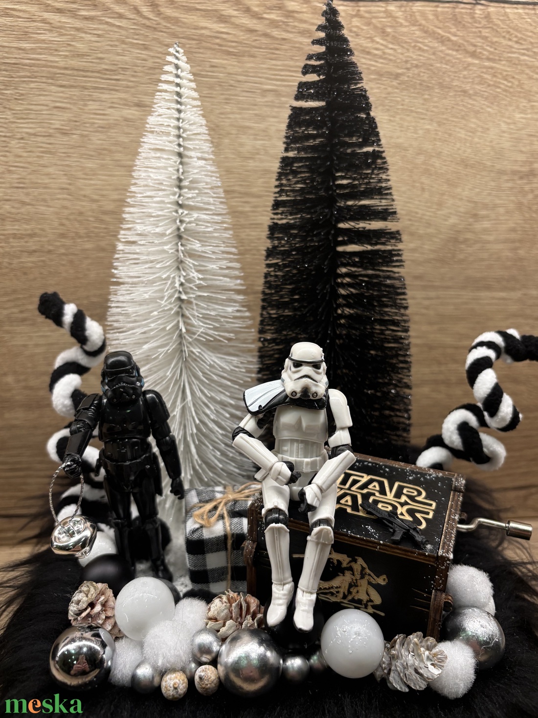 Star Wars karácsonyi zenélő dísz - karácsony - karácsonyi lakásdekoráció - karácsonyi lakásdíszek - Meska.hu