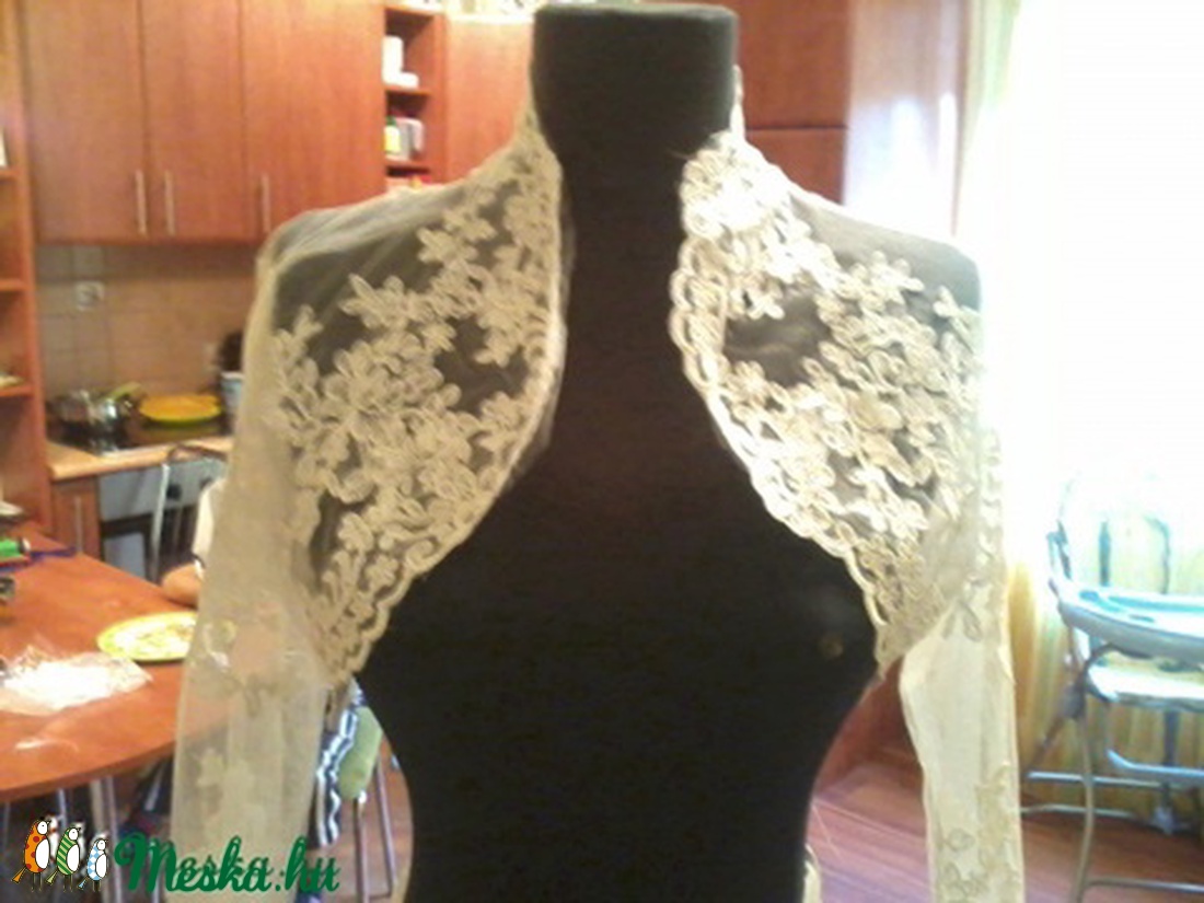 Menyasszonyi ruhához csipke boleró -  - Meska.hu