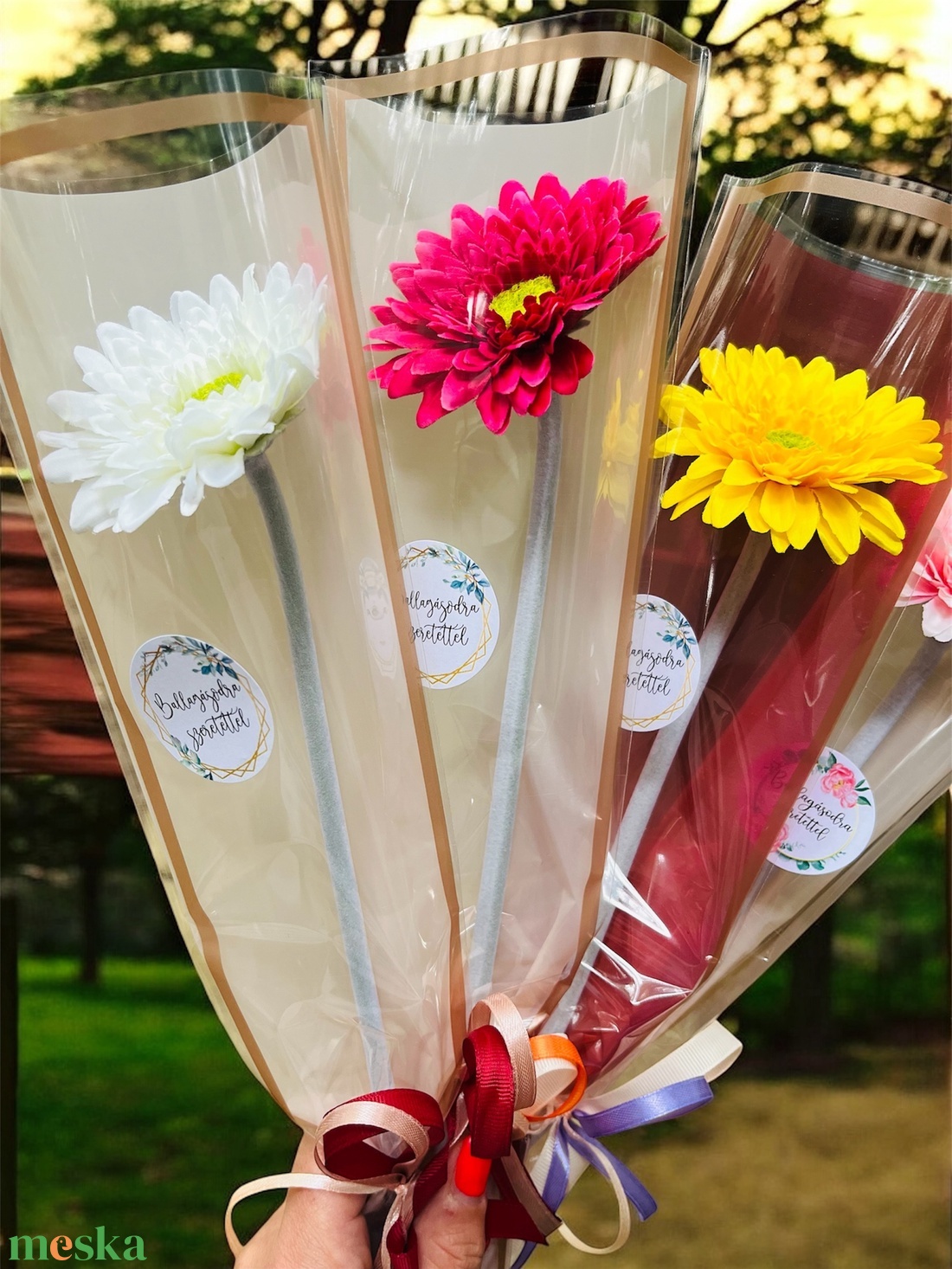 Ballagásra, pedagógusnapra real touch tulipán és gerbera - otthon & életmód - dekoráció - virágdísz és tartó - virágbox, virágdoboz - Meska.hu Ballagásra, pedagógusnapra real touch tulipán és gerbera - otthon & életmód - dekoráció - virágdísz és tartó - virágbox, virágdoboz - Meska.hu