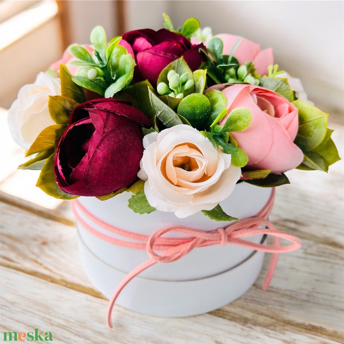 Nőnapi díszek - otthon & életmód - dekoráció - asztal és polc dekoráció - díszdoboz - Meska.hu