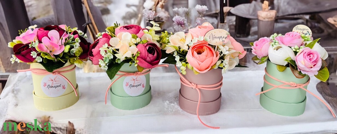 Nőnapi díszek - otthon & életmód - dekoráció - asztal és polc dekoráció - díszdoboz - Meska.hu