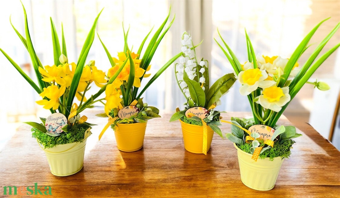 Nőnapi díszek - otthon & életmód - dekoráció - asztal és polc dekoráció - díszdoboz - Meska.hu