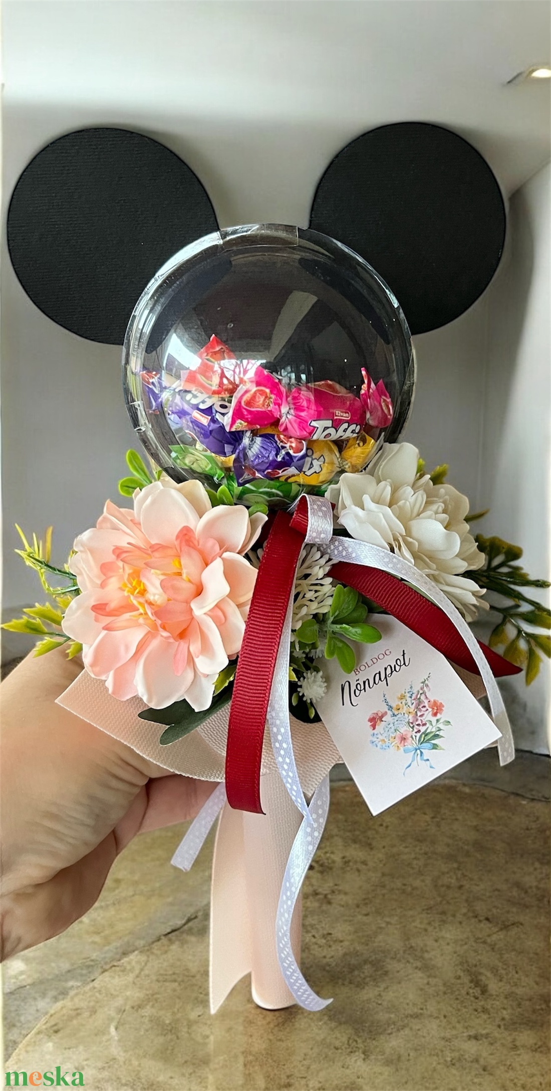 Mickey fej csokor, nőnapra - otthon & életmód - virágdekoráció - virágok - szálas virág - Meska.hu