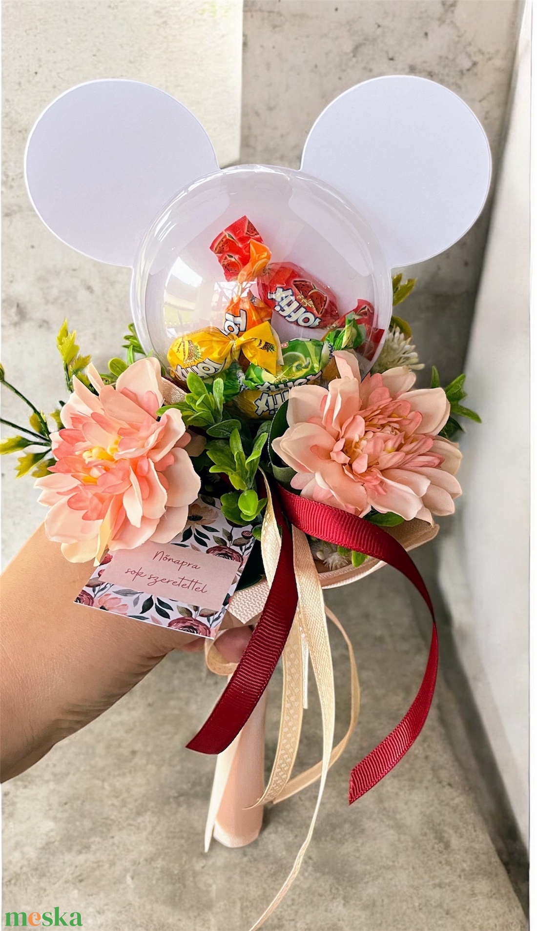 Mickey fej csokor, nőnapra - otthon & életmód - virágdekoráció - virágok - szálas virág - Meska.hu