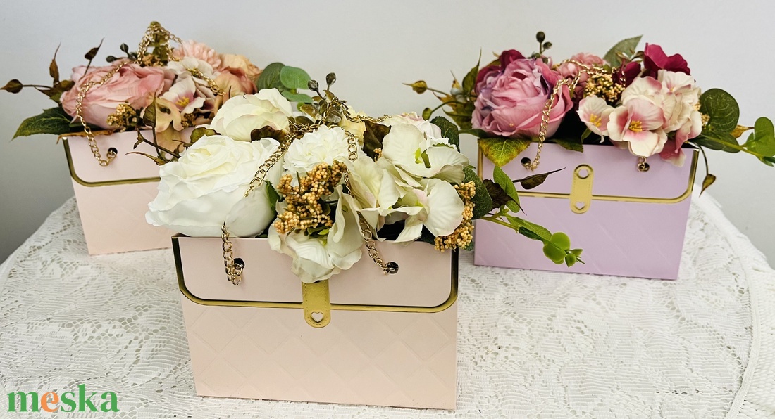 Anyák napi vagy ballagási virág, táska.  - otthon & életmód - papír, írószer - ajándékozás kellékei - pénzátadó doboz - Meska.hu