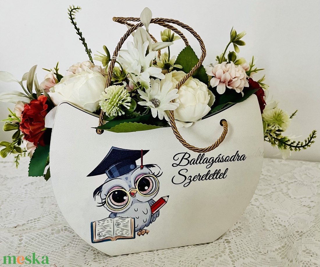 Ballagási virág, táska.  - otthon & életmód - virágdekoráció - virágok - virágcsokor - Meska.hu