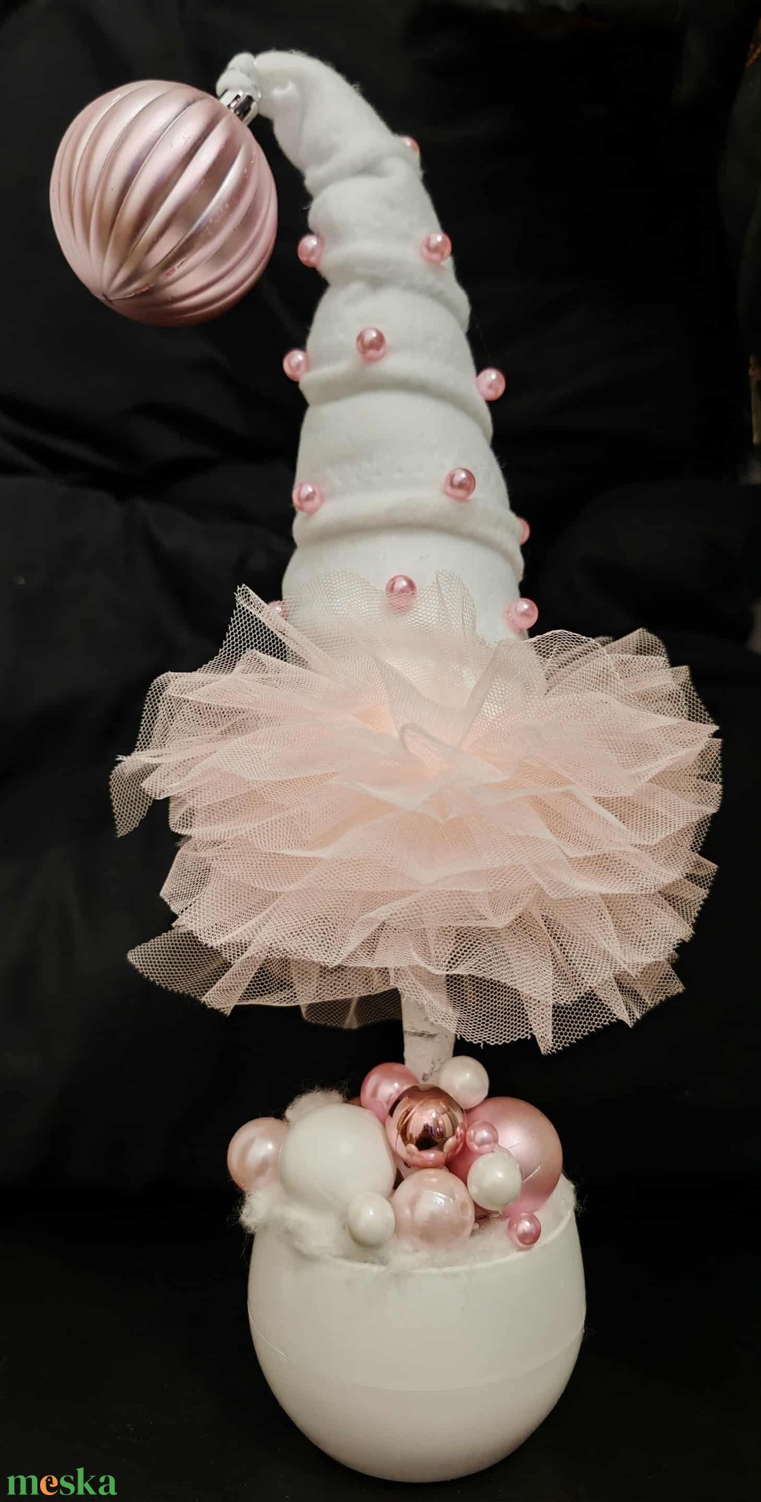 Rózsaszín-fehér grincsfa tüll szoknyával - karácsony - karácsonyi lakásdekoráció - karácsonyfa, grincsfa - Meska.hu