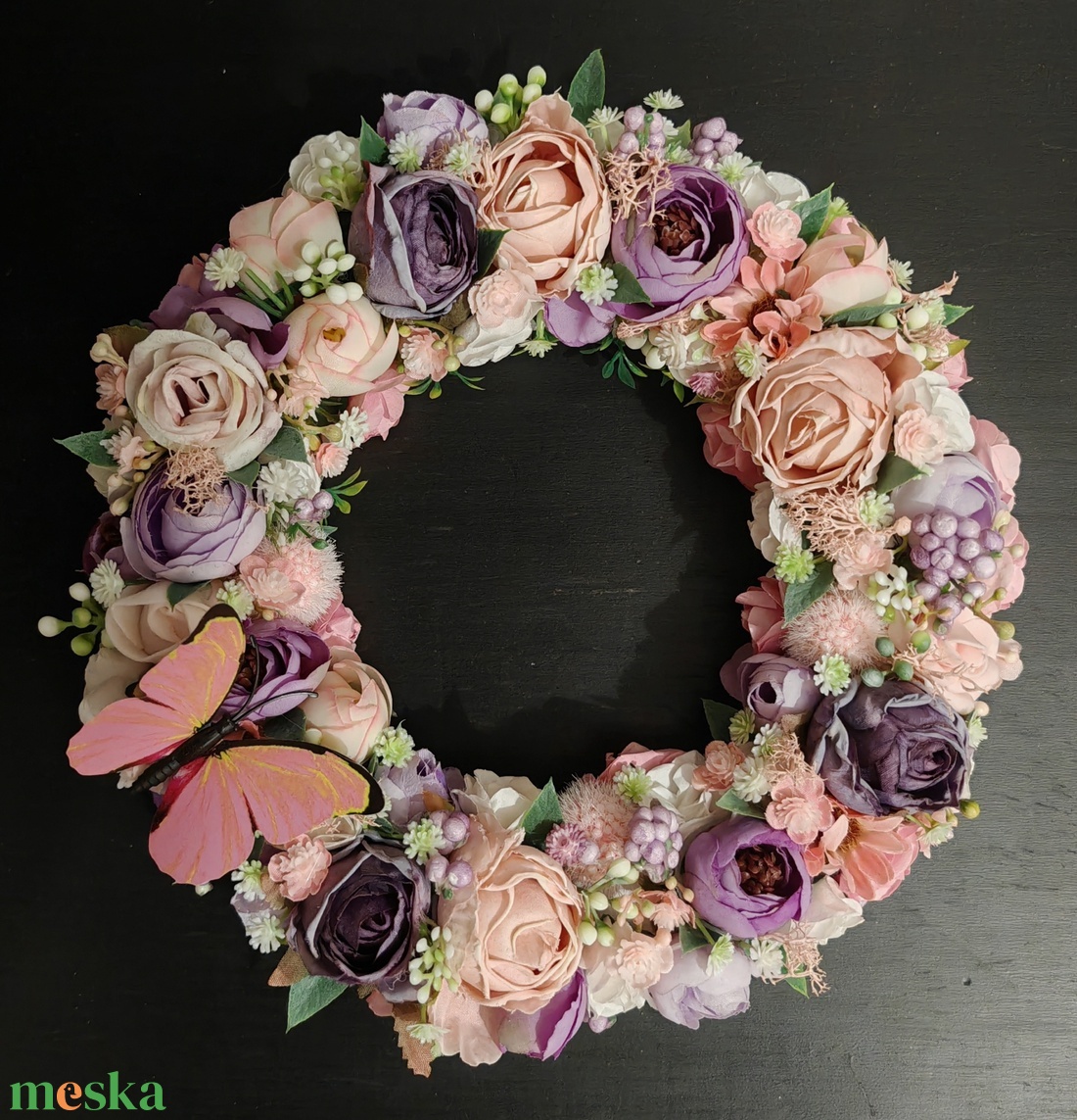 Tavaszi kopogtató rózsaszín-lila virágokkal - otthon & életmód - dekoráció - ajtó- és ablak dekoráció - ajtódísz & kopogtató - Meska.hu