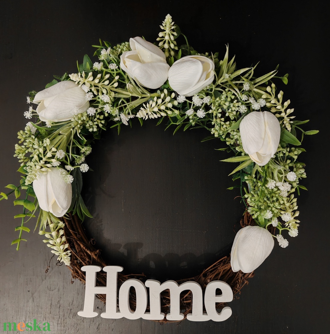 Tavaszi kopogtató fehér tulipánnal - otthon & életmód - dekoráció - ajtó- és ablak dekoráció - ajtódísz & kopogtató - Meska.hu