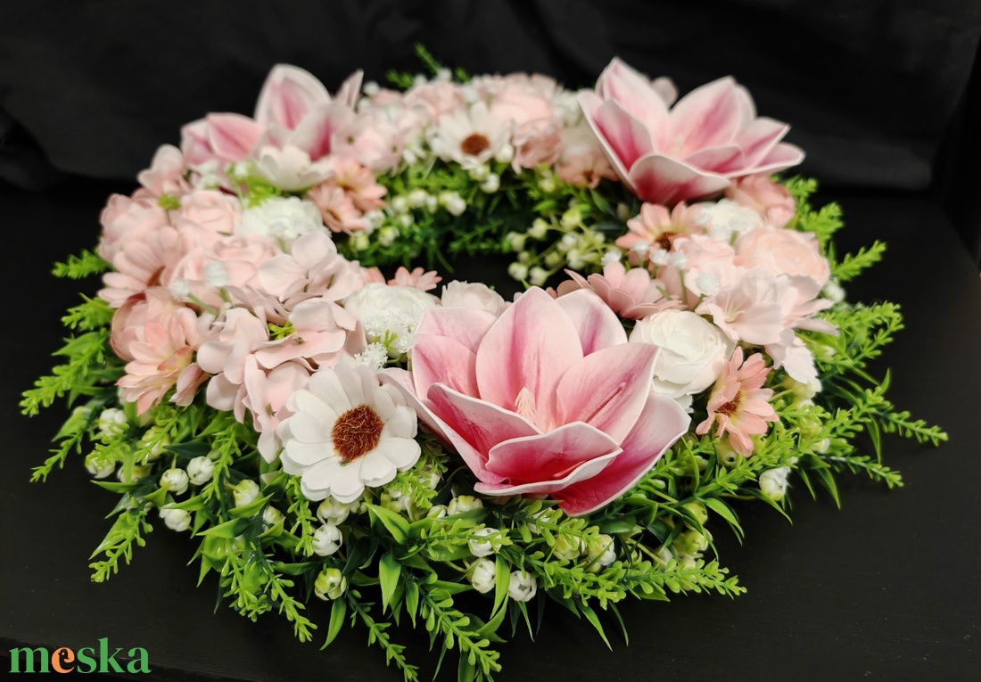 Tavaszi ajtódísz rózsaszín és fehér virágokkal - otthon & életmód - dekoráció - ajtó- és ablak dekoráció - ajtódísz & kopogtató - Meska.hu