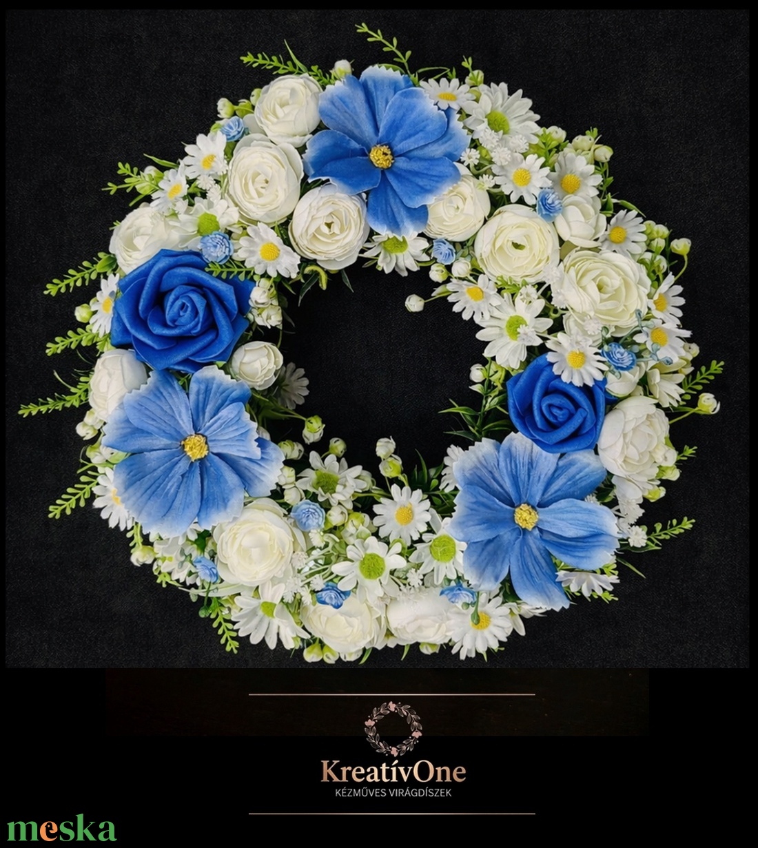 Tavaszi ajtódísz kék és fehér virágokkal - otthon & életmód - dekoráció - ajtó- és ablak dekoráció - ajtódísz & kopogtató - Meska.hu