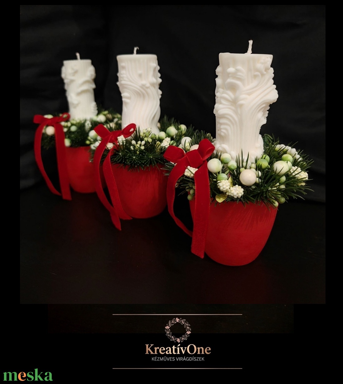 Gyertyák piros bársony kaspóban - karácsony - karácsonyi lakásdekoráció - ünnepi asztaldekoráció - Meska.hu