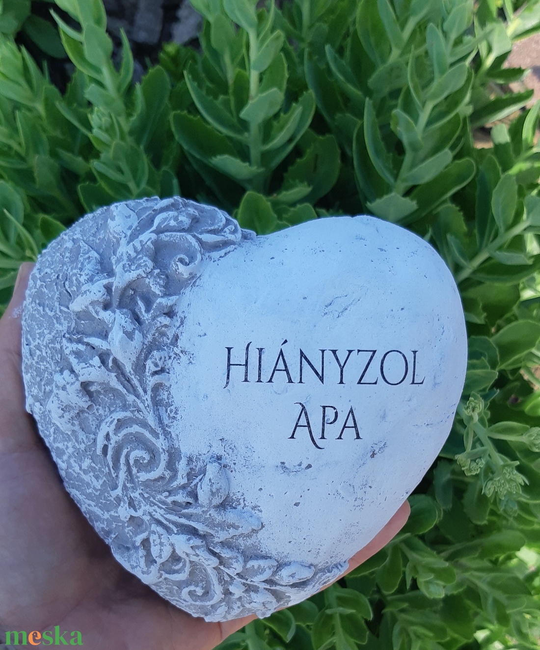 Mindenszentek halottaknapi beton szív - otthon & életmód - vallás - temetkezési tárgy - Meska.hu Mindenszentek halottaknapi beton szív - otthon & életmód - vallás - temetkezési tárgy - Meska.hu