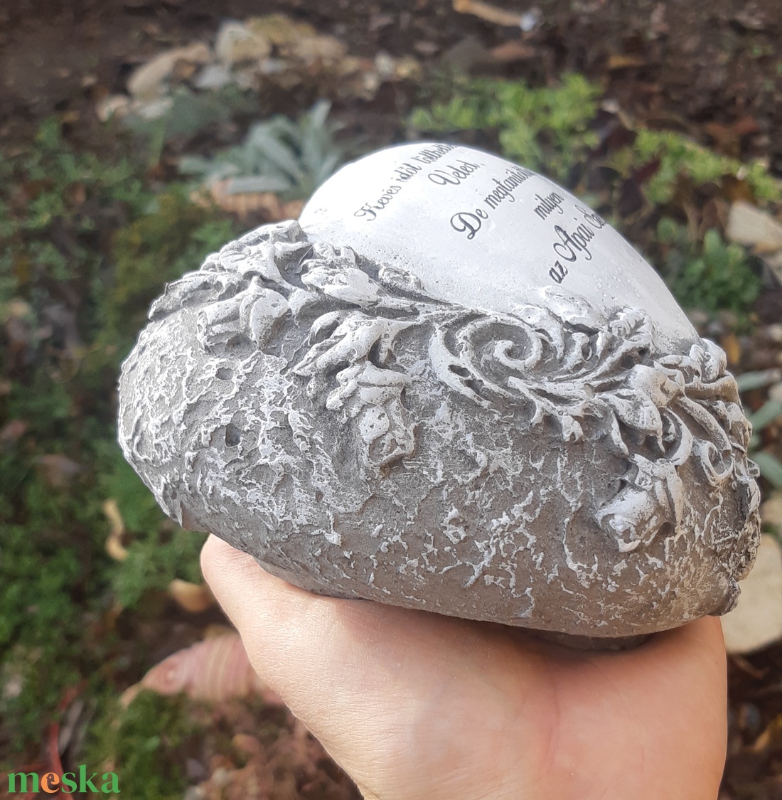 Mindenszentek halottaknapi beton szív - otthon & életmód - vallás - temetkezési tárgy - Meska.hu Mindenszentek halottaknapi beton szív - otthon & életmód - vallás - temetkezési tárgy - Meska.hu