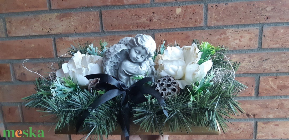 Sírdísz-Műfenyős angyallal díszített - otthon & életmód - vallás - temetkezési tárgy - sírdísz, kegyeleti dísz - Meska.hu