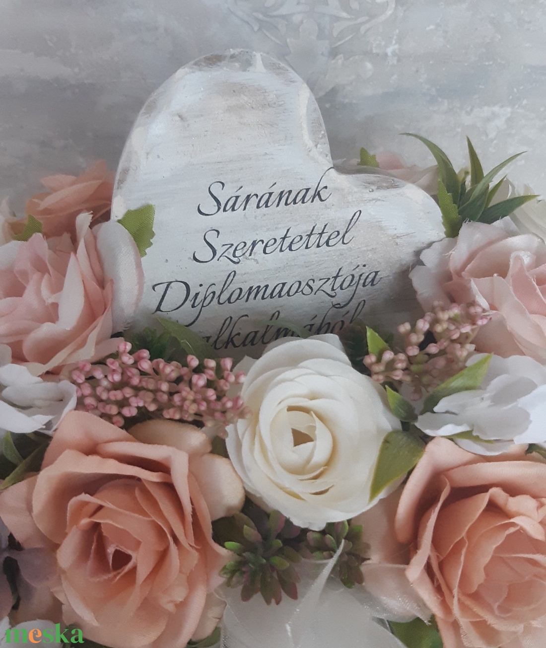 Névre szóló rózsabox-ajándék - otthon & életmód - virágdekoráció - virágok - virágbox - Meska.hu