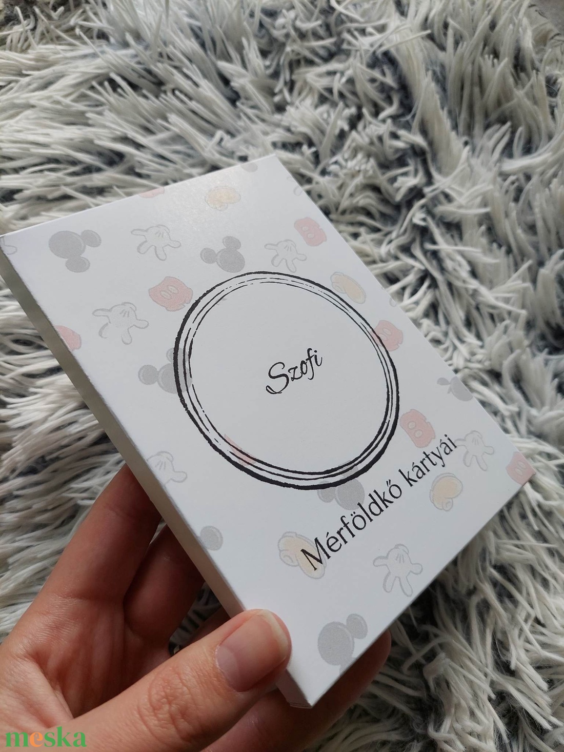 40db Babakártya, Baba mérföldkő kártya, Minnie egeres - otthon & életmód - babaszoba, gyerekszoba - babaszoba kép - Meska.hu