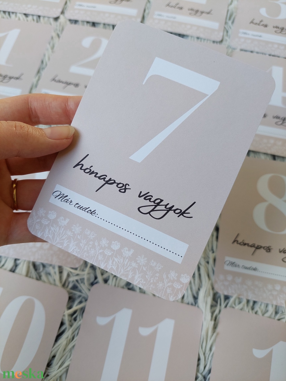 16db Baba mérföldkő kártya, babakártya ajándék kártyatartóval - baba - mama - babaszoba dekoráció - babaszoba kép - Meska.hu