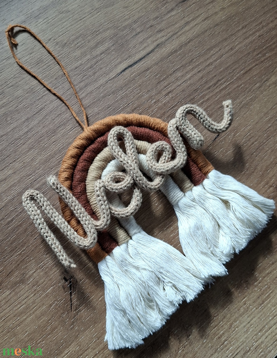 Névre szóló makramé szivárvány - otthon & életmód - dekoráció - fali és függő dekoráció - falra akasztható dekor - Meska.hu