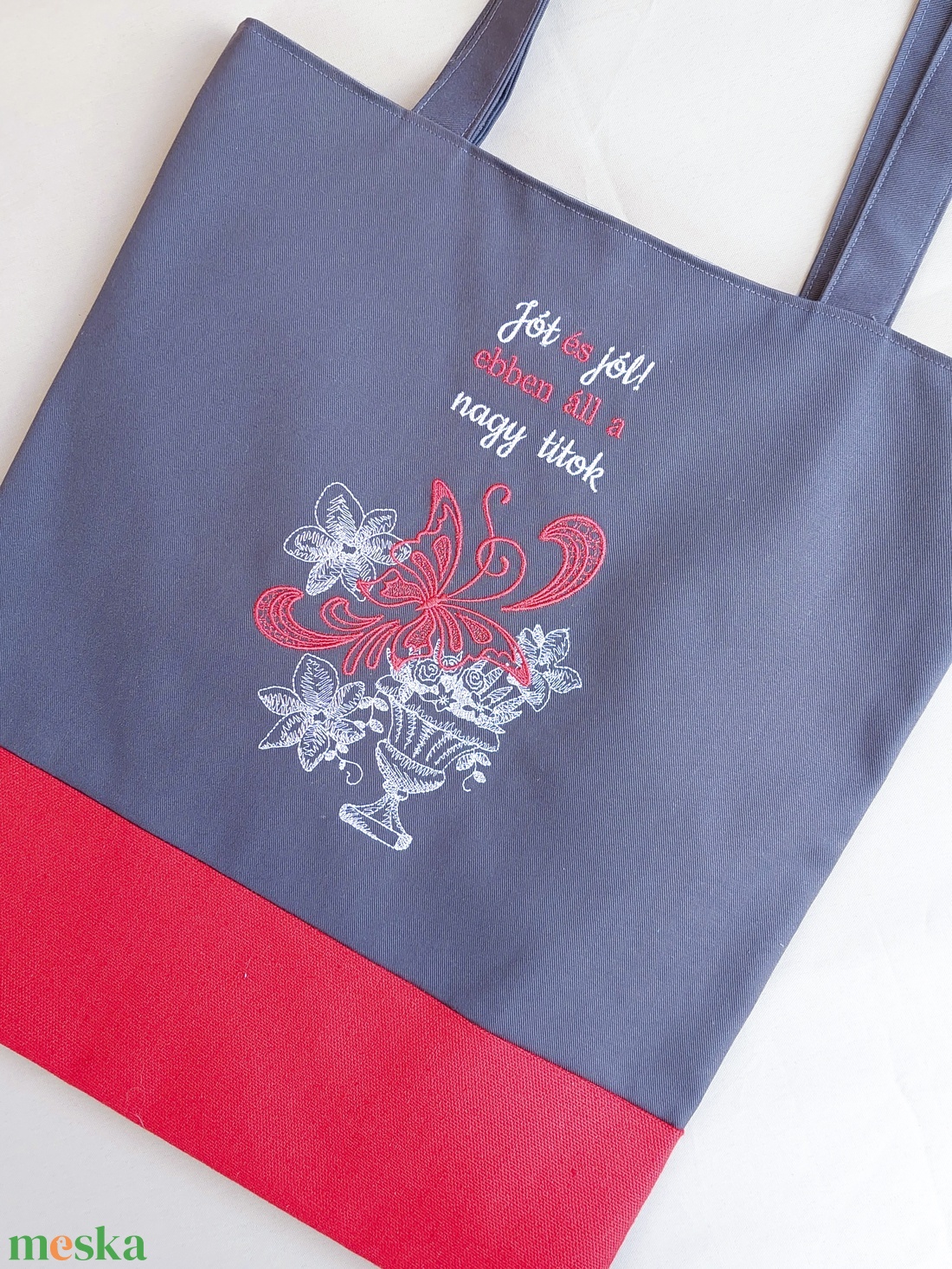 Hímzett táska, női táska, bevásárló táska tanároknak, óvónéninek, virág lepke tanár édesanya - táska & tok - bevásárlás & shopper táska - shopper, textiltáska, szatyor - Meska.hu Hímzett táska, női táska, bevásárló táska tanároknak, óvónéninek, virág lepke tanár édesanya - táska & tok - bevásárlás & shopper táska - shopper, textiltáska, szatyor - Meska.hu