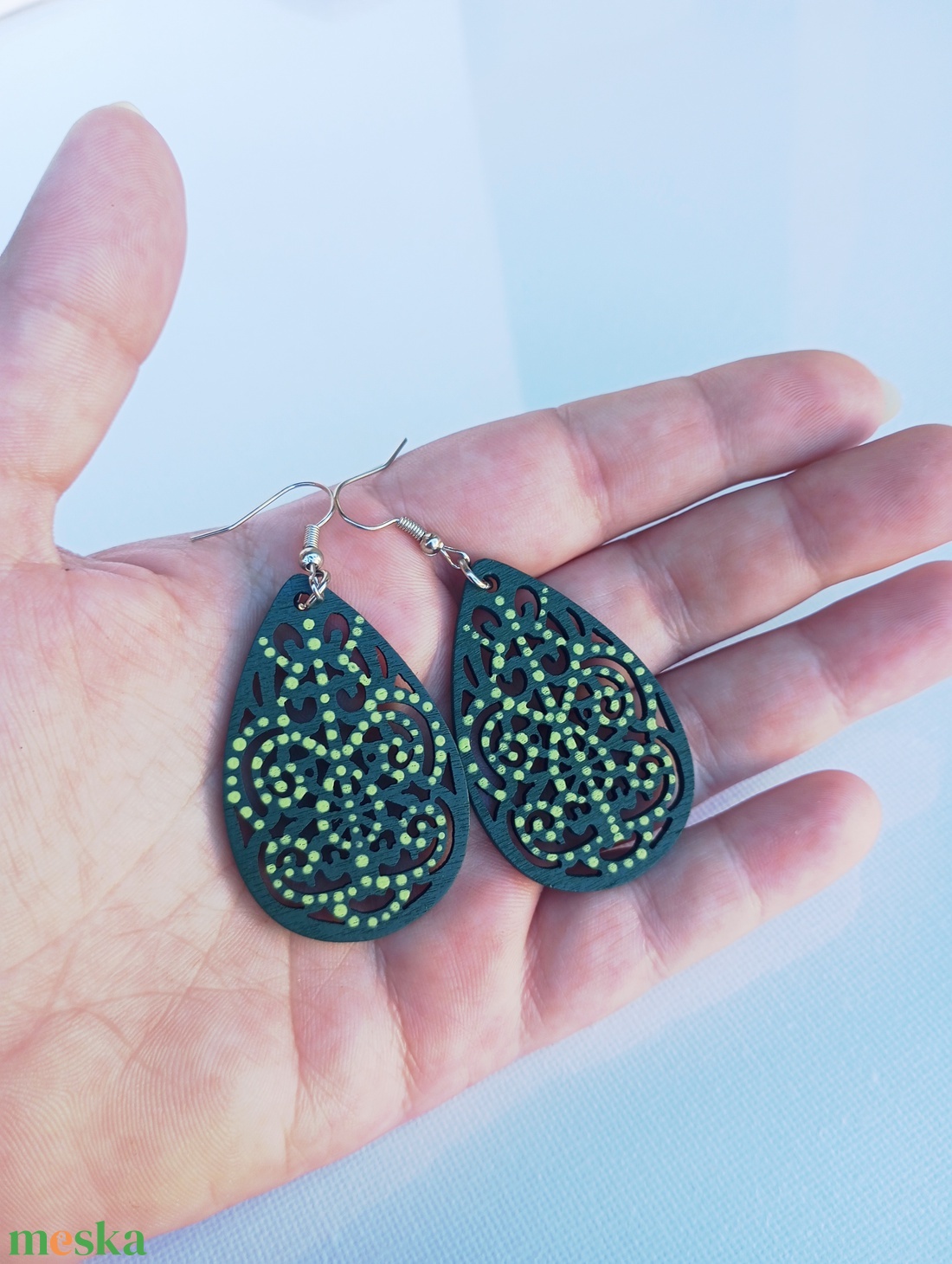 Pontozott fülbevaló  - ékszer - fülbevaló - lógó csepp fülbevaló - Meska.hu Pontozott fülbevaló  - ékszer - fülbevaló - lógó csepp fülbevaló - Meska.hu