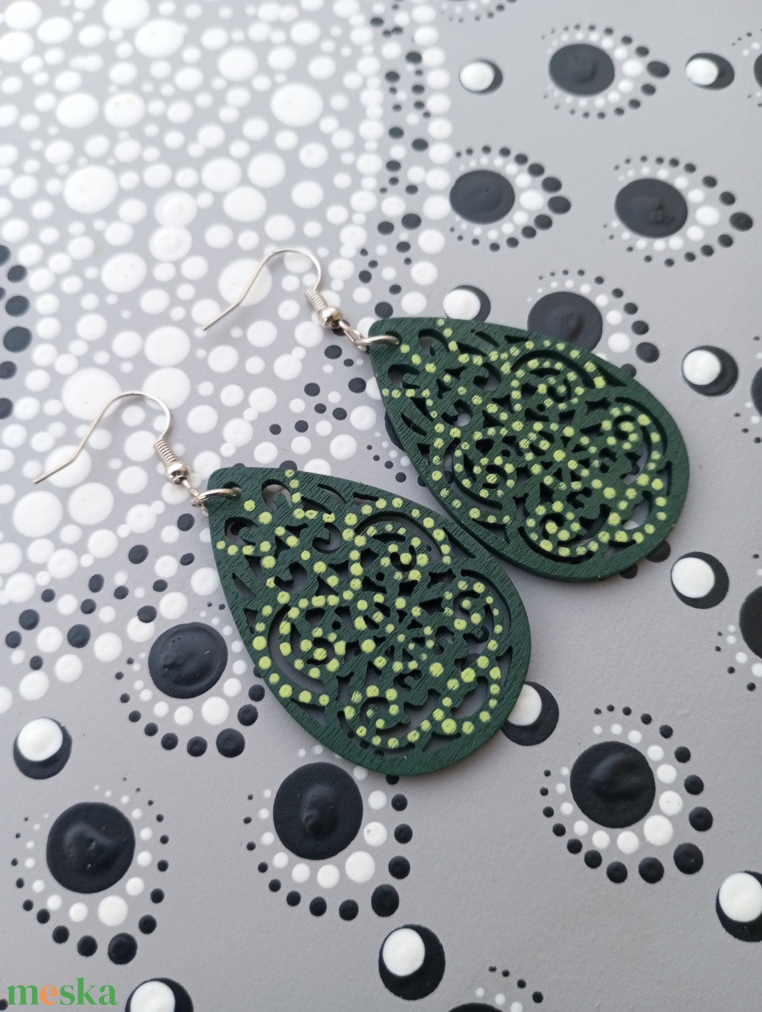 Pontozott fülbevaló  - ékszer - fülbevaló - lógó csepp fülbevaló - Meska.hu Pontozott fülbevaló  - ékszer - fülbevaló - lógó csepp fülbevaló - Meska.hu