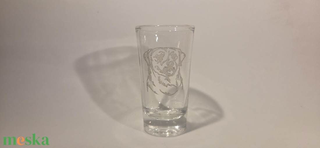 Kutyás gravírozott felespohár - otthon & életmód - konyhafelszerelés, tálalás - tálalás - pálinkás poharak, szettek - Meska.hu