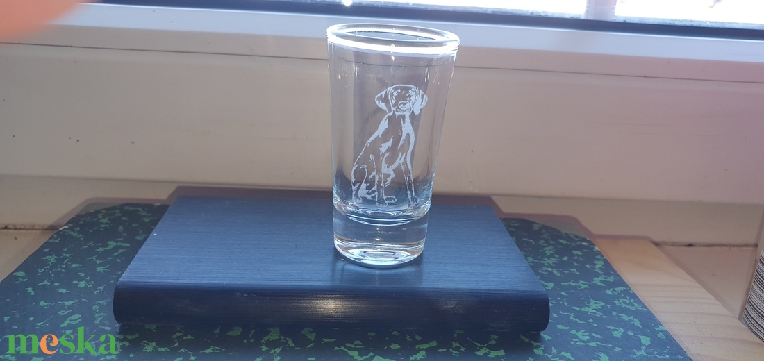 Vizsla gravírozott felespohár - otthon & életmód - konyhafelszerelés, tálalás - tálalás - pálinkás poharak, szettek - Meska.hu