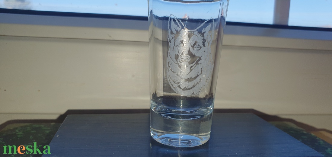 Németjuhász gravírozott felespohár - otthon & életmód - konyhafelszerelés, tálalás - tálalás - pálinkás poharak, szettek - Meska.hu