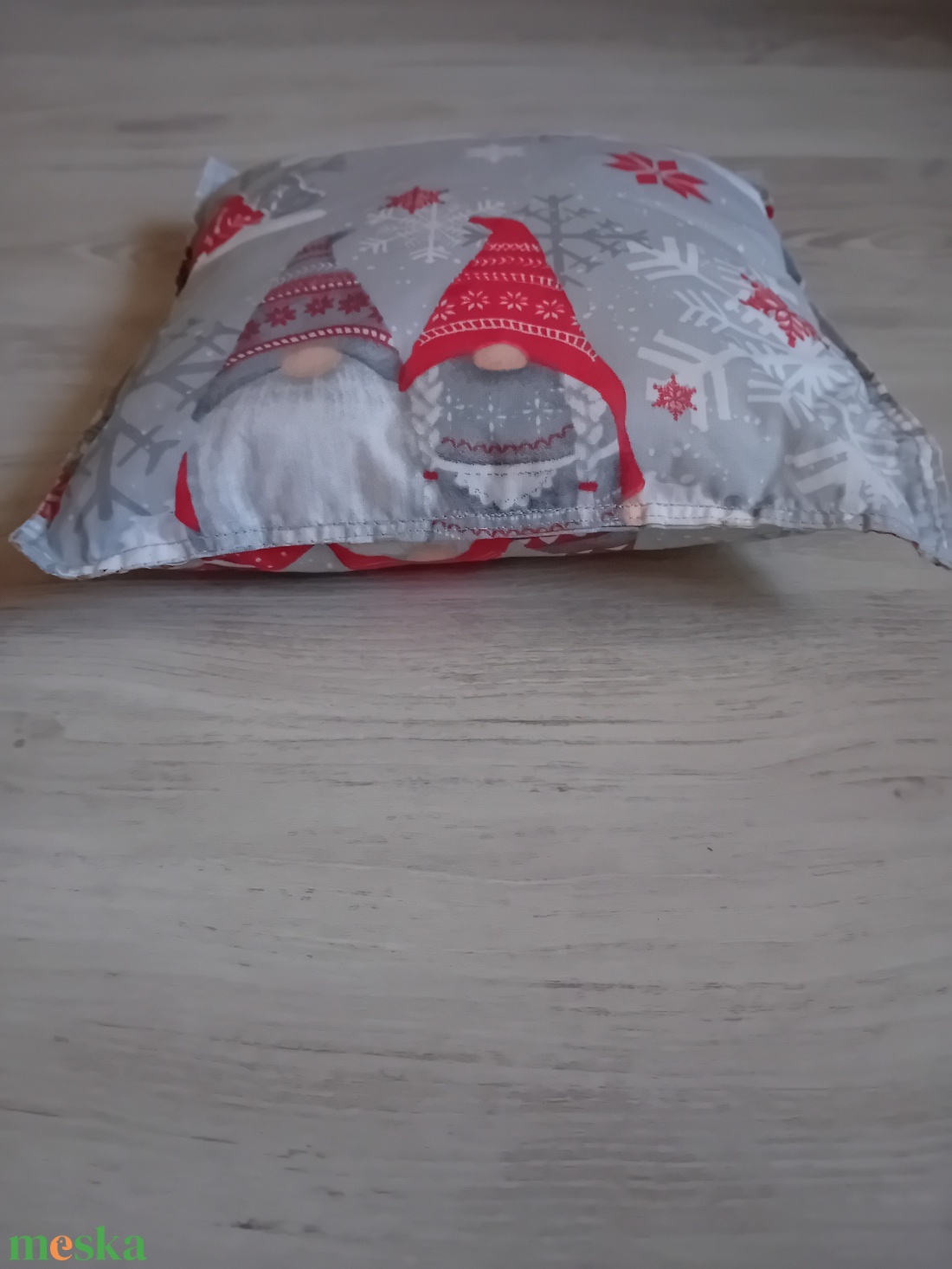Manós -szarvasos bélelt kispárna - baba - mama - baba ágynemű - baba párna és huzat - Meska.hu