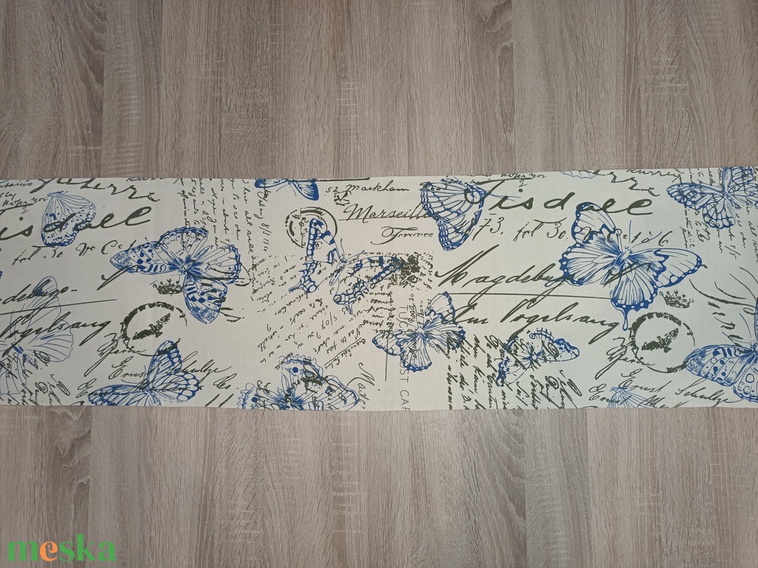 Pillangós asztali futó - otthon & életmód - konyhafelszerelés, tálalás - tálalás - terítő - Meska.hu Pillangós asztali futó - otthon & életmód - konyhafelszerelés, tálalás - tálalás - terítő - Meska.hu