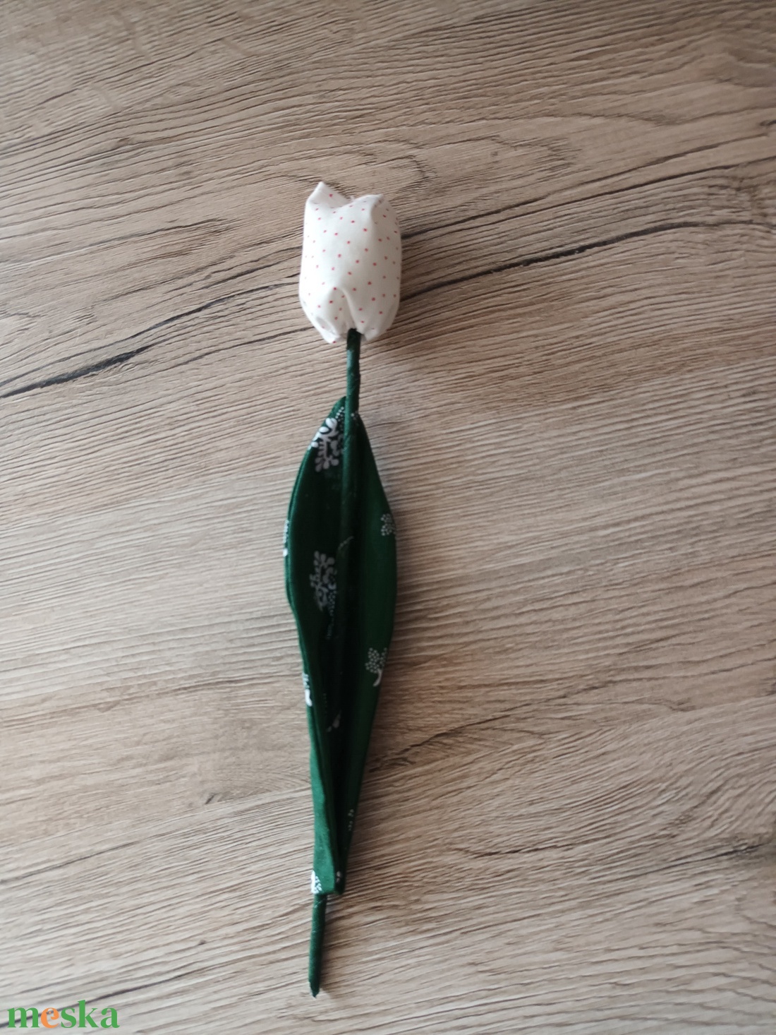 Fehér pettyes textil tulipán - otthon & életmód - dekoráció - dísztárgy - Meska.hu