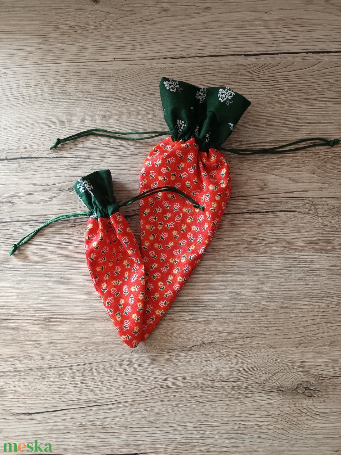 Répa alakú cukorkatartó textilzsák - táska & tok - bevásárlás & shopper táska - shopper, textiltáska, szatyor - Meska.hu Répa alakú cukorkatartó textilzsák - táska & tok - bevásárlás & shopper táska - shopper, textiltáska, szatyor - Meska.hu