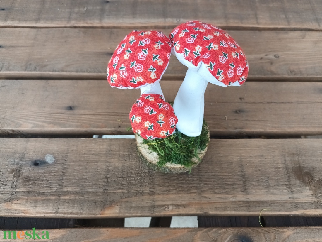 Őszi dekoráció 8 cm-s fa korongon  - otthon & életmód - dekoráció - asztal és polc dekoráció - asztaldísz - Meska.hu Őszi dekoráció 8 cm-s fa korongon  - otthon & életmód - dekoráció - asztal és polc dekoráció - asztaldísz - Meska.hu