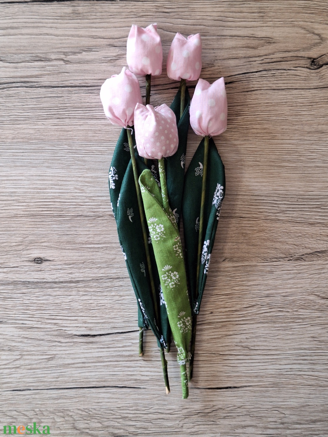 Rózsaszín pettyes textil tulipán - otthon & életmód - dekoráció - dísztárgy - Meska.hu Rózsaszín pettyes textil tulipán - otthon & életmód - dekoráció - dísztárgy - Meska.hu