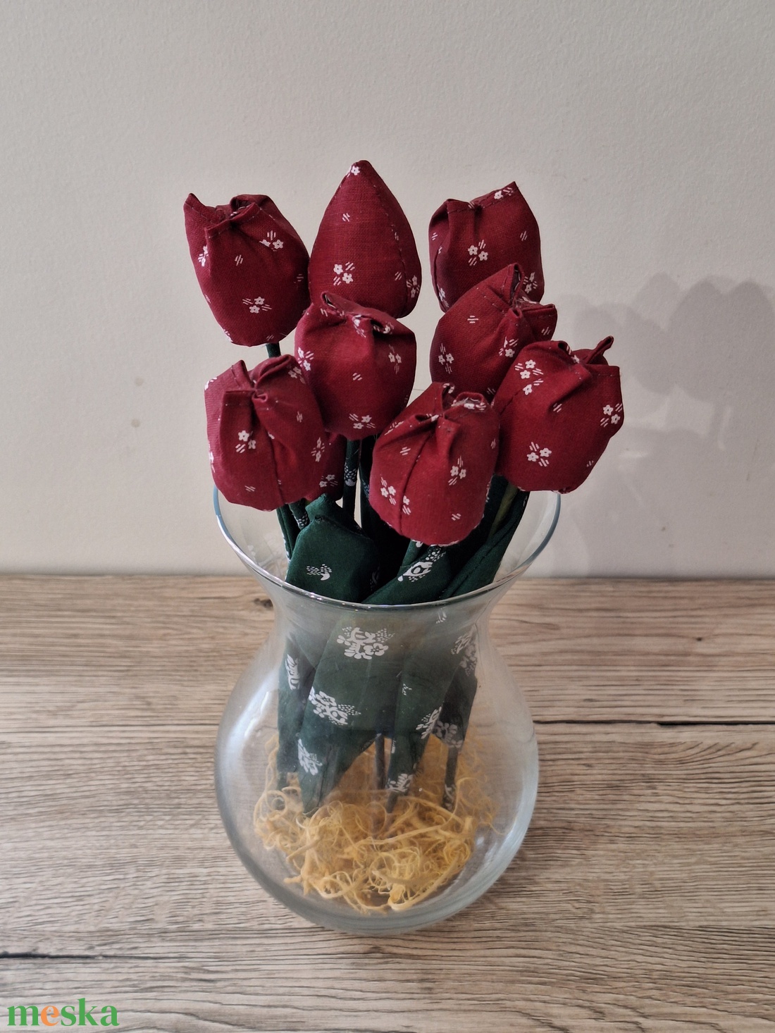 Bordó mintás textil tulipán - otthon & életmód - dekoráció - dísztárgy - Meska.hu